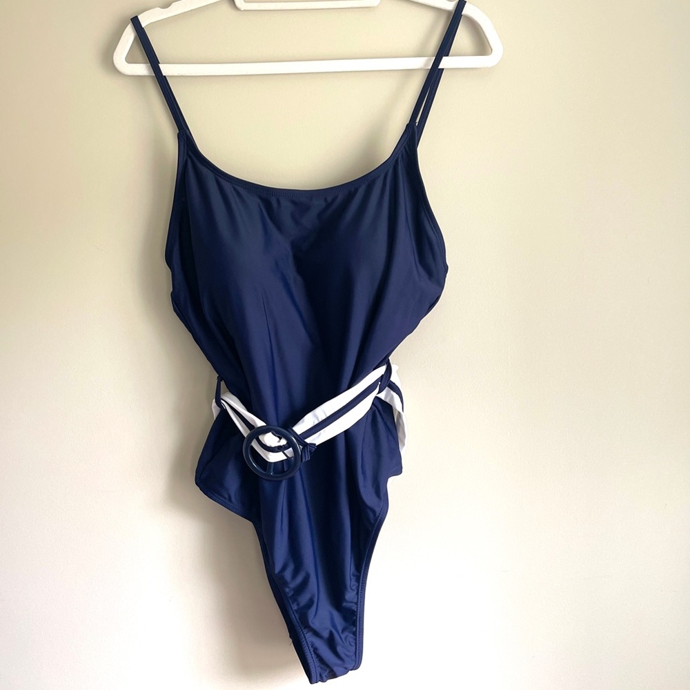 NWT MO Beachwear One Piece Bathing Suit